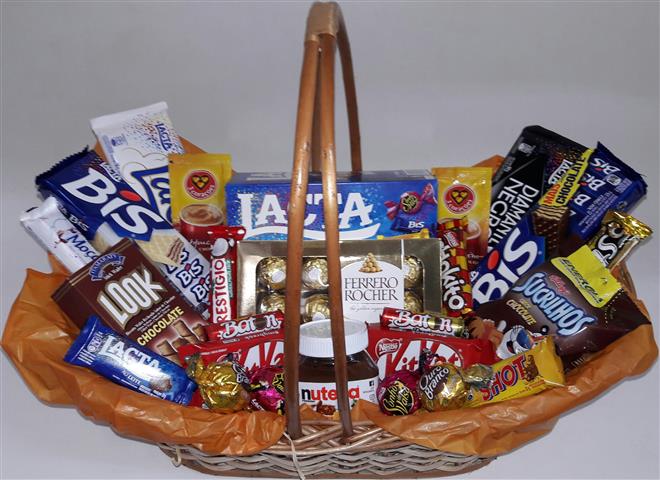 Cesta Vime Chocolates Luxo